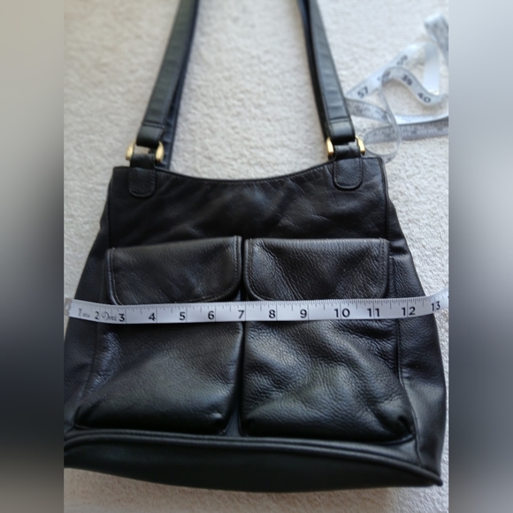 BLACK LEATHER TWO POCKET PURSE - Picture 6 of 6